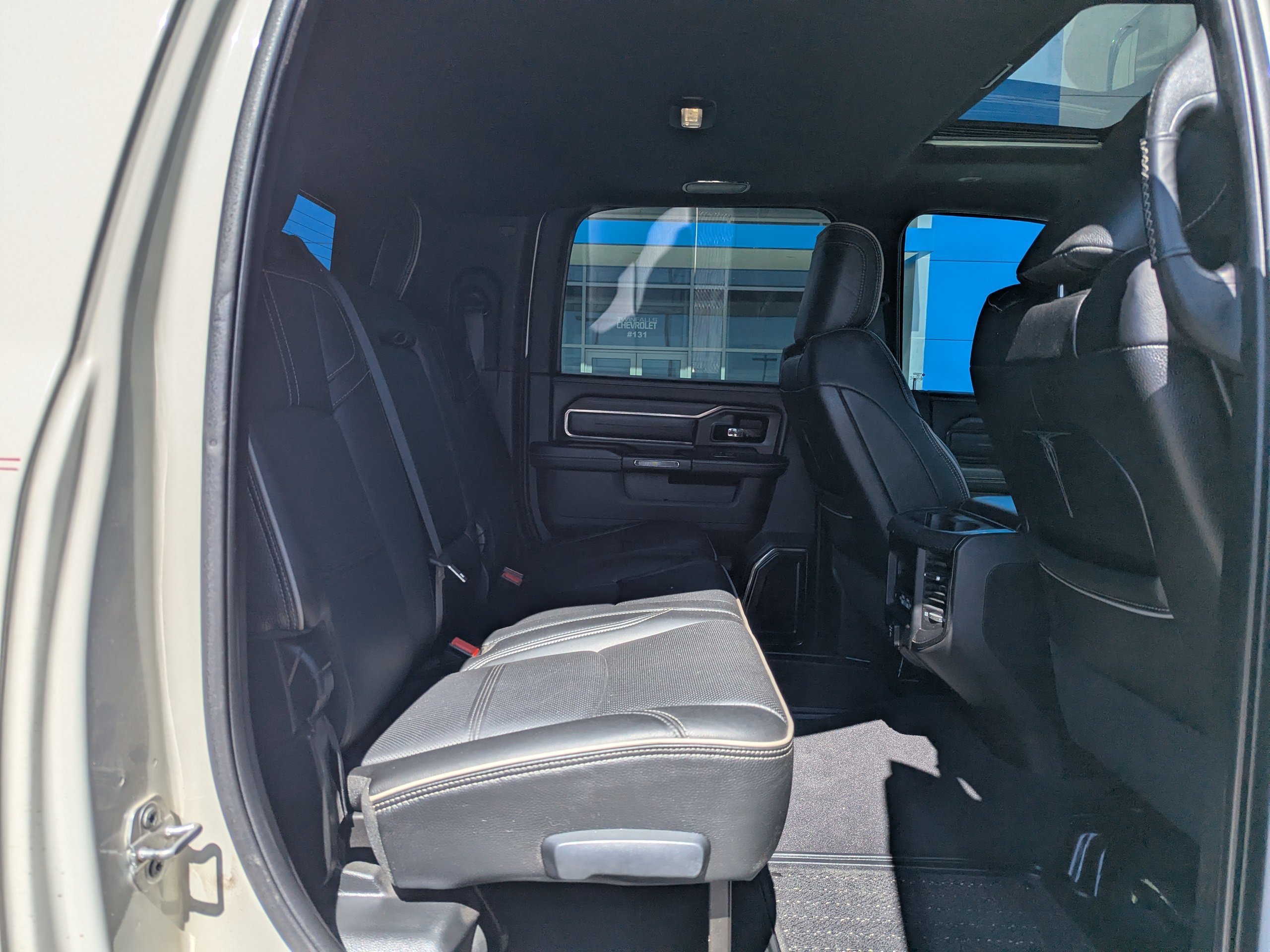 Used 2022 RAM 3500 Limited AWD/4WD image 40