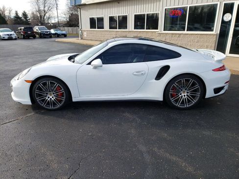 Used 2016 Porsche 911 Turbo image 9