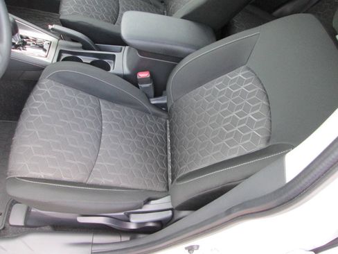 Used 2025 Mitsubishi Outlander Sport ES AWD/4WD image 41