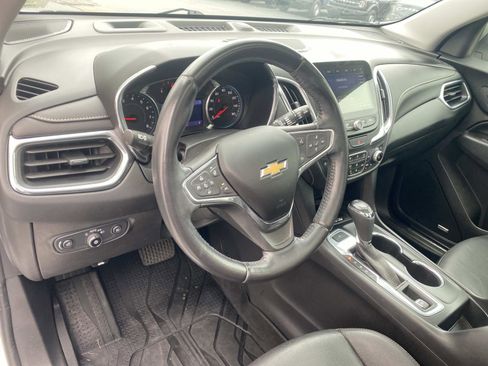 Used 2020 Chevrolet Equinox Premier image 22