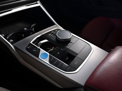 Used 2023 BMW i4 eDrive35 w/ Premium Package image 21