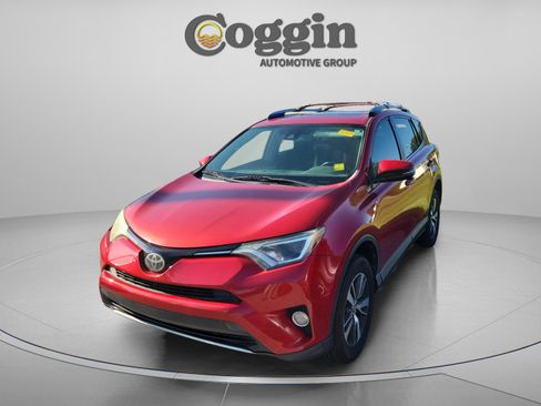 Used 2017 Toyota RAV4 XLE FWD image 1