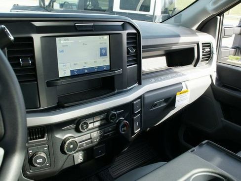 New 2026 Ford F250 XL w/ F-250 >10K GVWR Package image 22