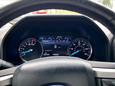 Used 2019 Ford Expedition Max Platinum AWD/4WD image 26
