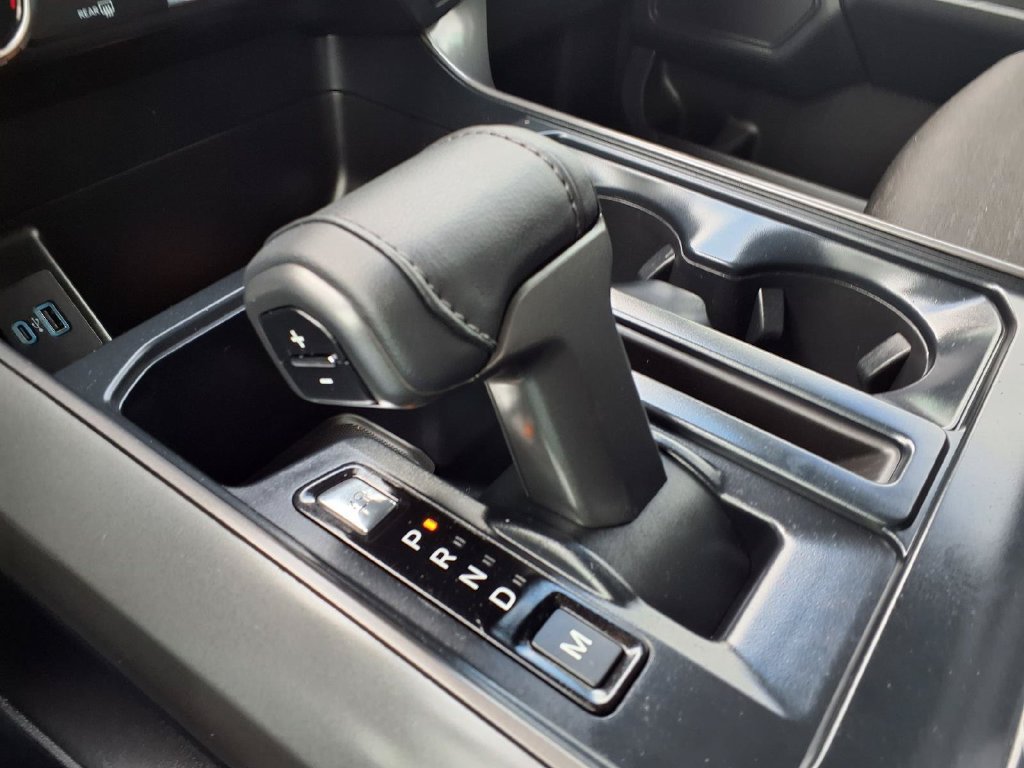 Used 2024 Ford F150 XLT w/ XLT Black Appearance Package RWD image 19