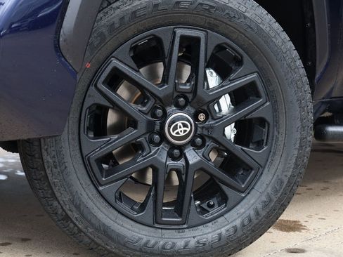 New 2026 Toyota Tundra Limited AWD/4WD image 12
