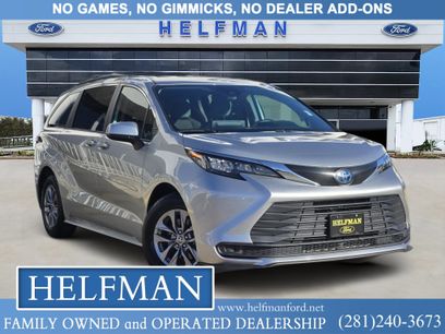 Used 2024 Toyota Sienna LE