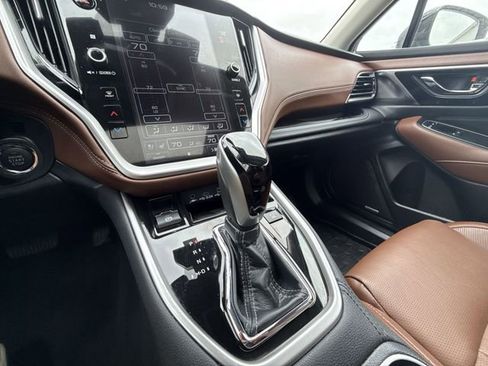 Certified 2025 Subaru Outback Touring AWD/4WD image 20