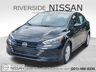 New 2025 Nissan Versa S w/ Trunk Package