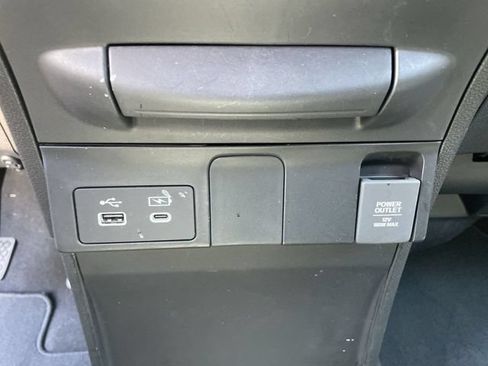 Used 2025 Honda Odyssey Sport-L image 17