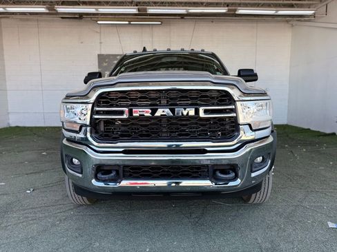 Used 2022 RAM 4500 Tradesman w/ Chrome Appearance Group image 8