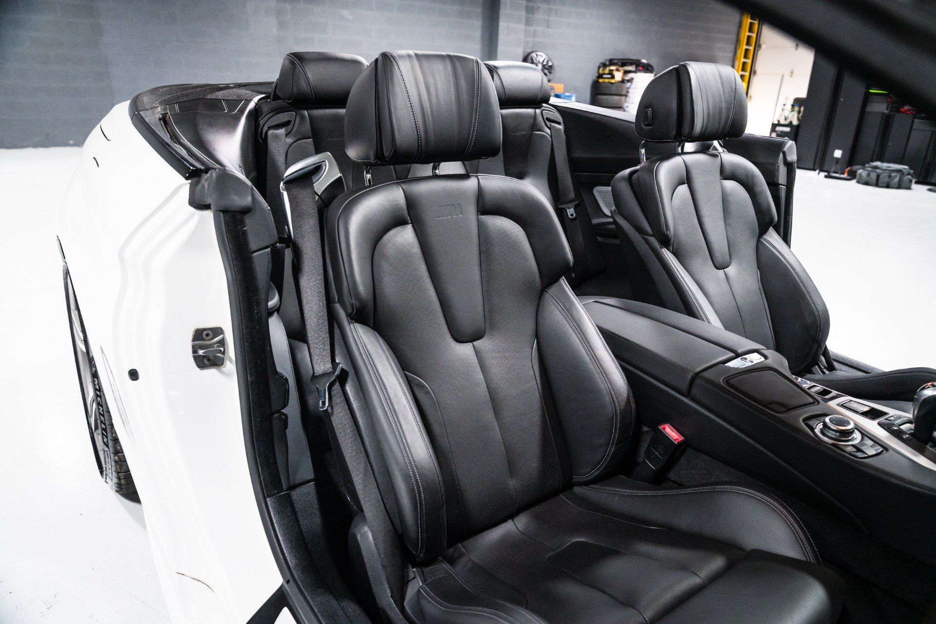Used 2013 BMW M6 Convertible RWD image 26