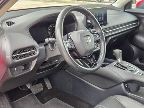 Used 2025 Honda HR-V EX-L image 12