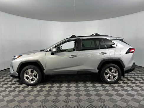 Used 2023 Toyota RAV4 XLE image 9