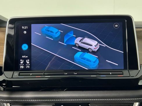 Used 2024 Volkswagen Atlas SE image 20