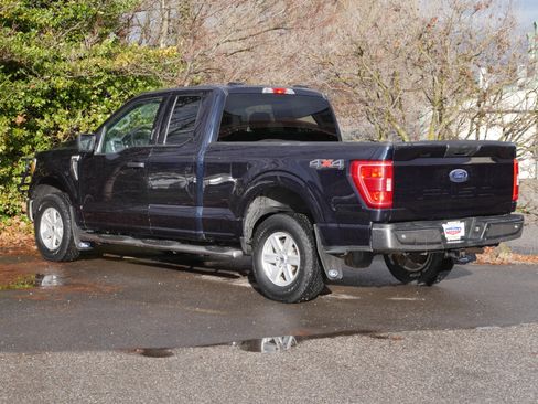 Certified 2022 Ford F150 XLT w/ Equipment Group 301A Mid image 17