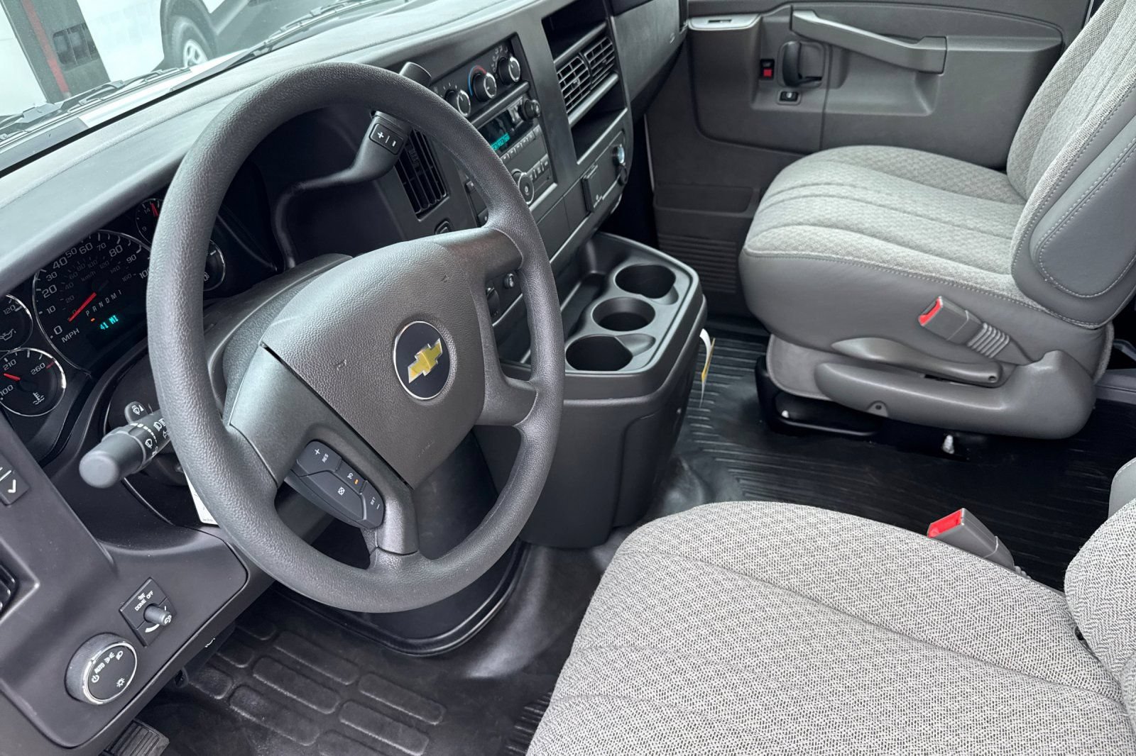 New 2026 Chevrolet Express 2500 Extended w/ Driver Convenience Package RWD image 9