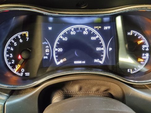 Used 2019 Jeep Grand Cherokee Overland image 23