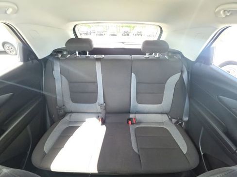 Used 2023 Chevrolet TrailBlazer LT w/ Convenience Package FWD image 28