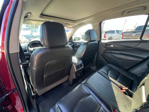 Used 2019 Chevrolet Equinox Premier image 24