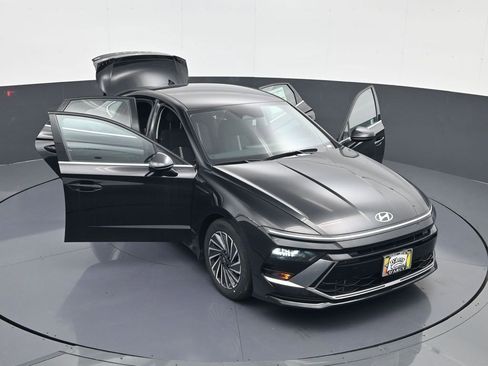 Certified 2025 Hyundai Sonata SEL FWD image 29