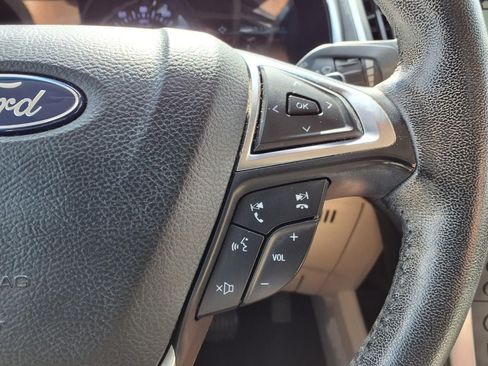 Used 2018 Ford Edge Titanium w/ Technology Package FWD image 20