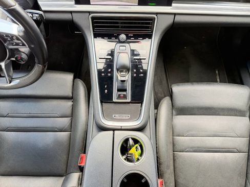 Used 2018 Porsche Panamera 4 w/ Premium Package AWD/4WD image 25