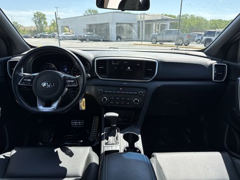 Used 2022 Kia Sportage Nightfall Edition FWD image 29