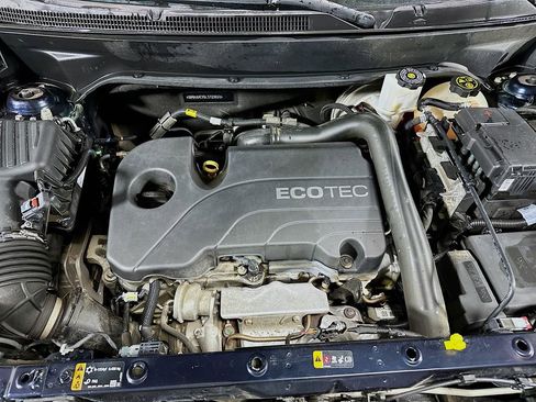 Used 2020 Chevrolet Equinox LS FWD image 27