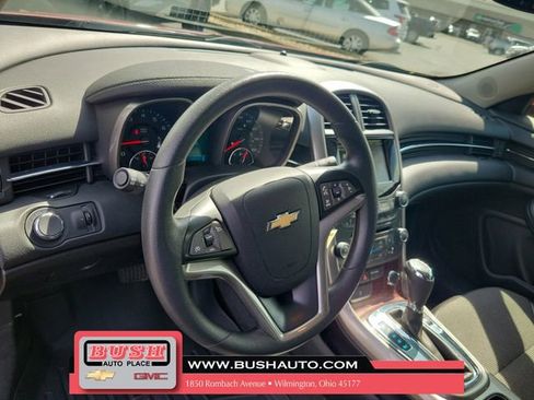 Used 2013 Chevrolet Malibu LT image 19