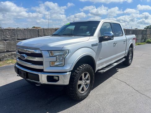 Used 2015 Ford F150 Lariat AWD/4WD image 3