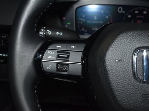 Used 2026 Honda CR-V EX-L image 9
