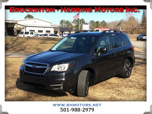 Used 2017 Subaru Forester 2.5i Limited image 1
