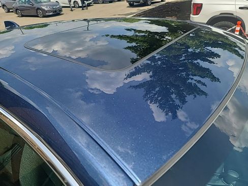 Used 2023 Honda Accord EX image 6