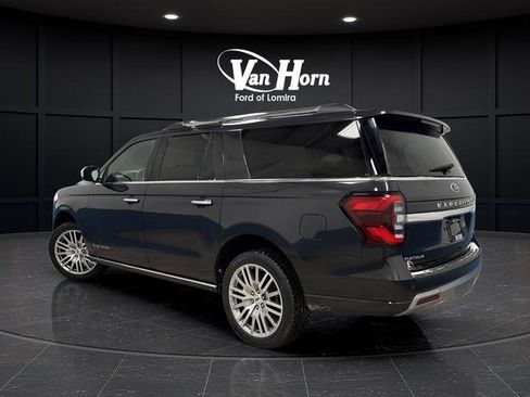 Used 2024 Ford Expedition Max Platinum AWD/4WD image 3