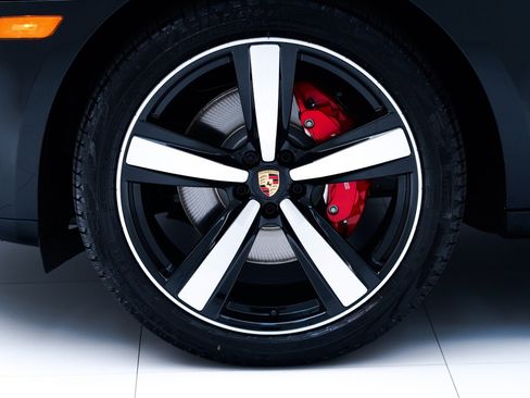 New 2026 Porsche Macan S image 12