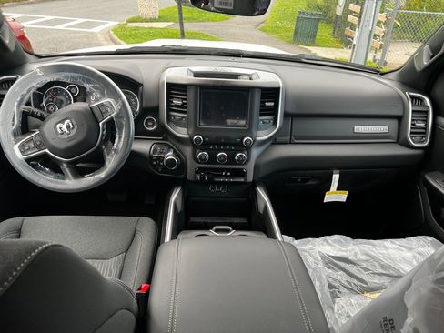 Used 2023 RAM 1500 Big Horn image 11
