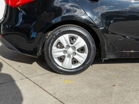 Used 2016 Kia Forte LX image 30