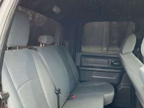 Used 2017 RAM 1500 Express w/ Black Ram 1500 Express Group image 30