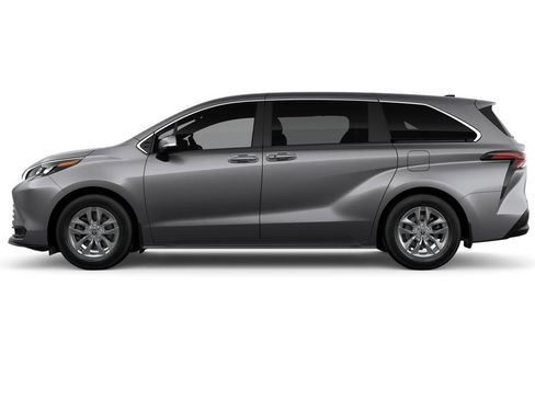 New 2026 Toyota Sienna LE image 4
