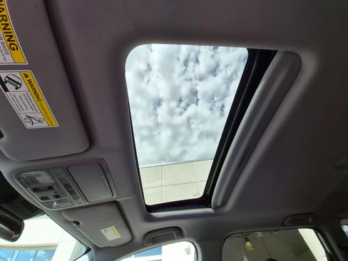 Used 2019 Honda CR-V EX image 18
