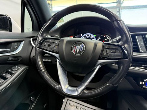 Used 2023 Buick Enclave Avenir image 17