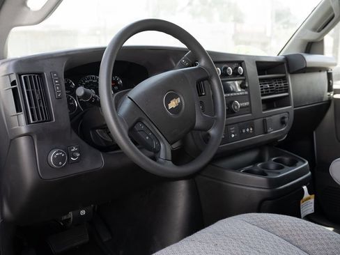 Used 2024 Chevrolet Express 3500 w/ Power Convenience Package RWD image 9