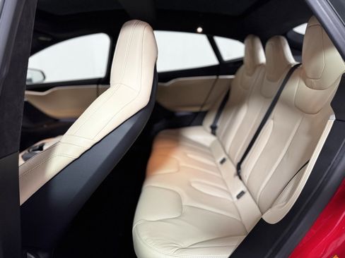 Used 2016 Tesla Model S 75D image 17