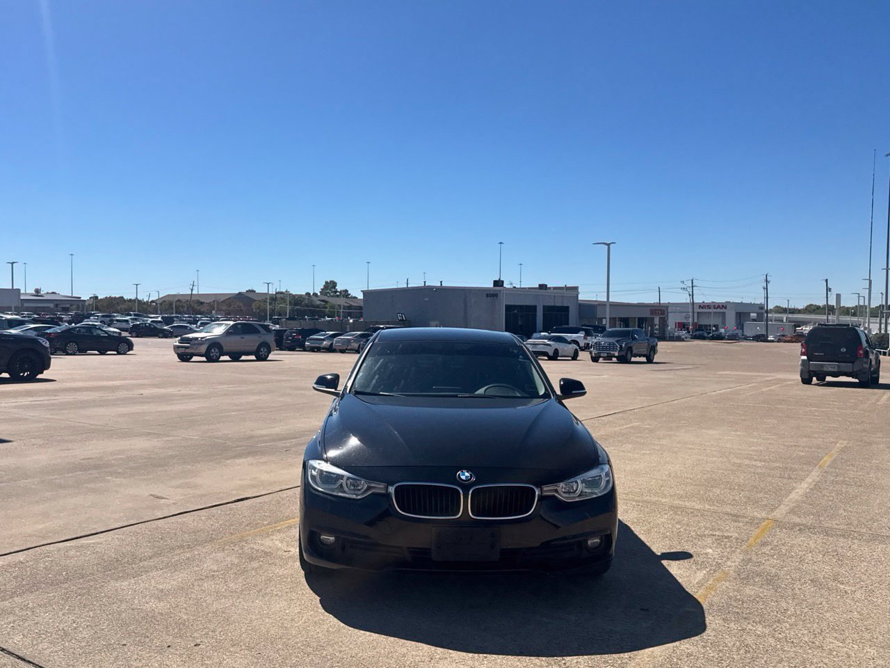 Used 2018 BMW 320i xDrive Sedan AWD/4WD image 6