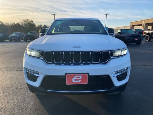 New 2025 Jeep Grand Cherokee Limited image 2