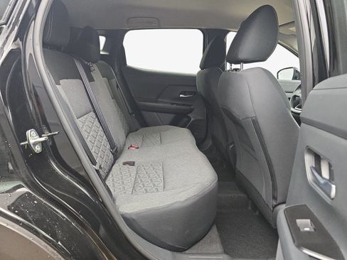 Used 2026 Nissan Kicks SV FWD image 31