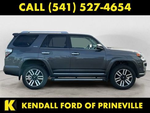 Used 2018 Toyota 4Runner Limited AWD/4WD image 6