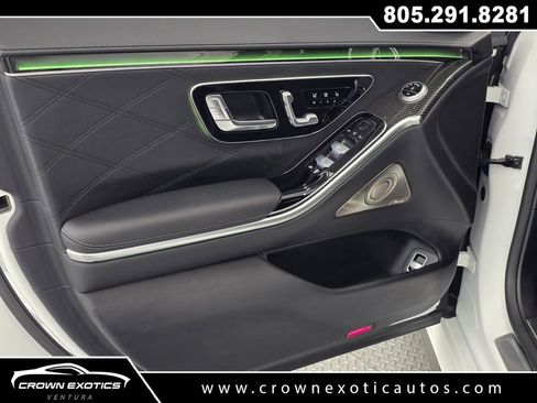 Used 2024 Mercedes-Benz S 63 AMG S w/ Carbon Fiber Exterior Package image 30