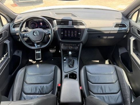 Used 2018 Volkswagen Tiguan SEL Premium w/ R-Line Package FWD image 20